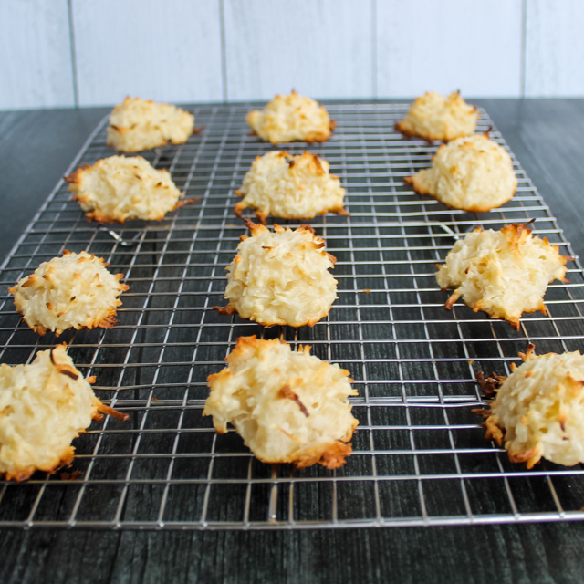 coconut macaroons on a wire cooling rack